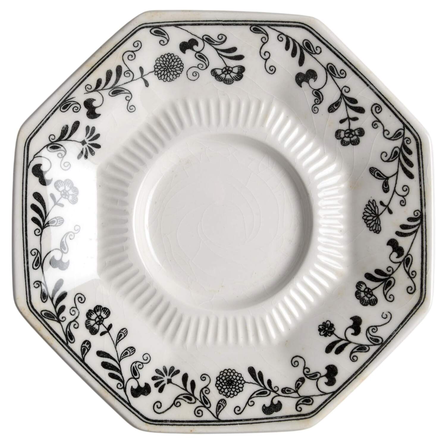 Millbrook Saucer by Independence-1