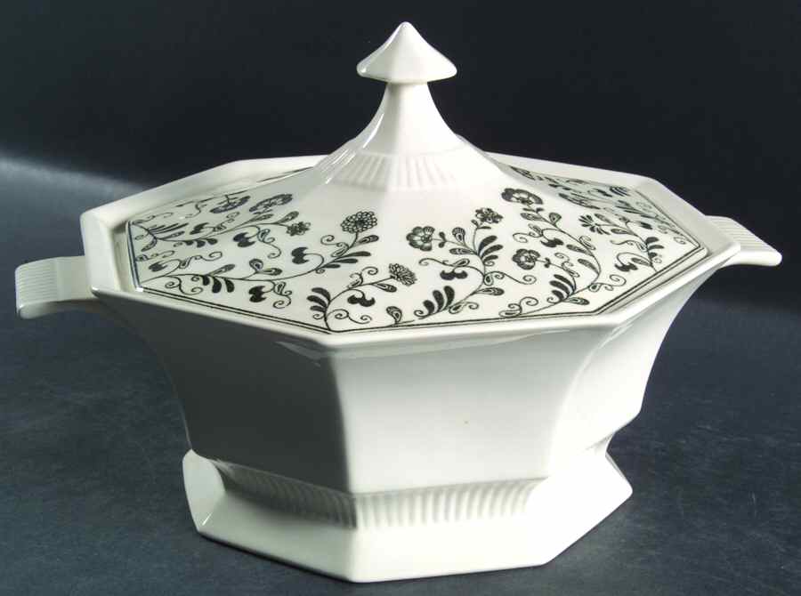 Millbrook 1.5 Qt Round Covered Casserole by Independence-1