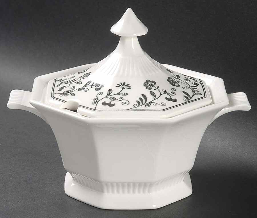 Millbrook Sauce Boat & Lid by Independence-1