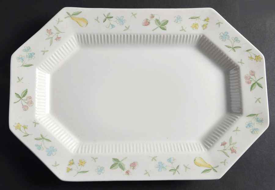 Old Orchard 13" Oval Serving Platter by Independence-1