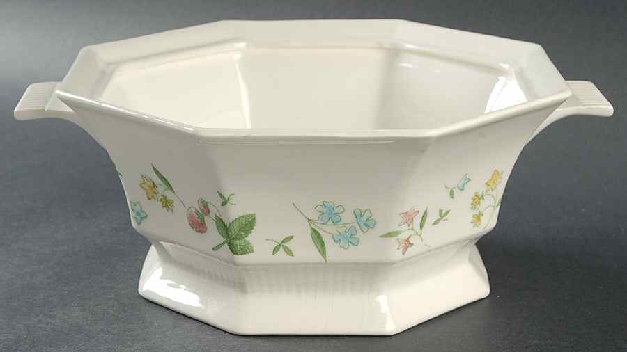 Old Orchard Round Vegetable No Lid by Independence-1