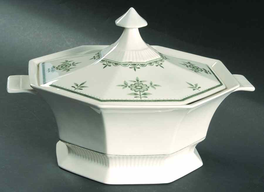 Provincial Flower 1.5 Qt Round Covered Casserole by Independence-1