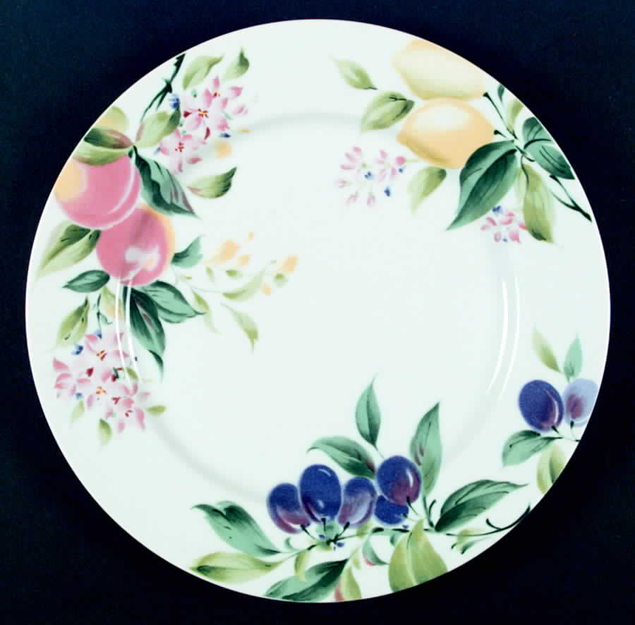 Springtime Dinner Plate by International 21-1