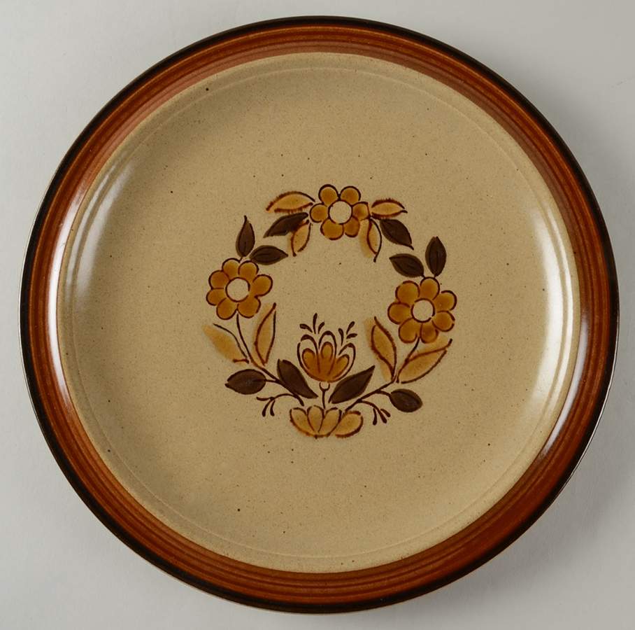 Bandanna 12" Chop Plate (Round Platter) by International-1