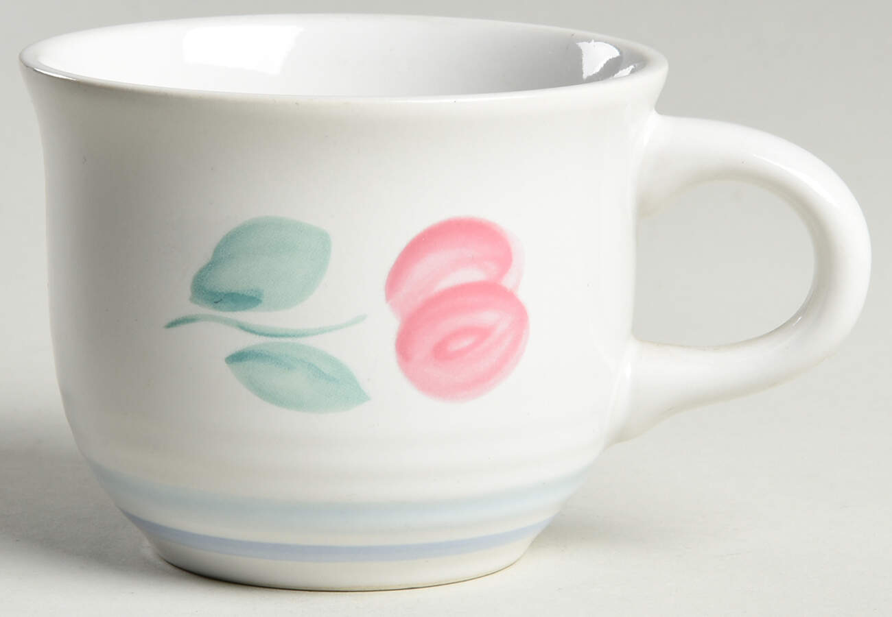Casabella Flat Cup by International-1