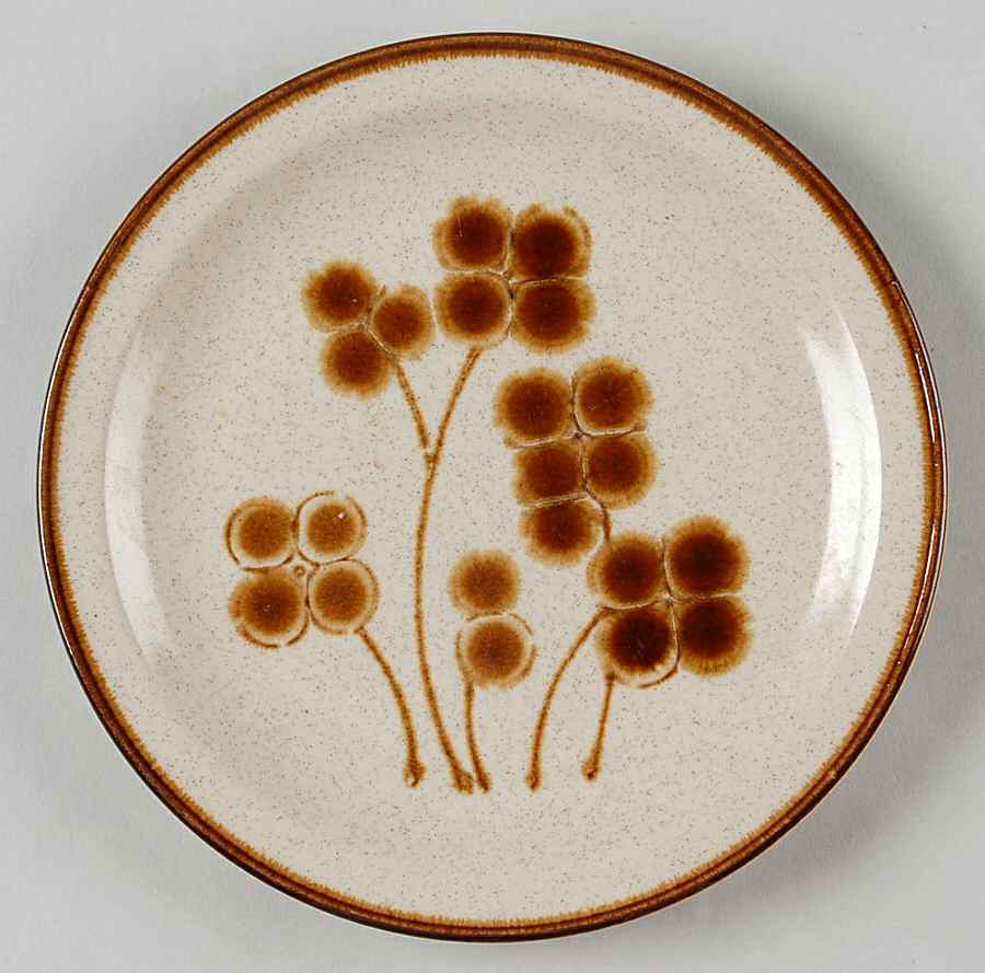Coco Salad Plate by International-1