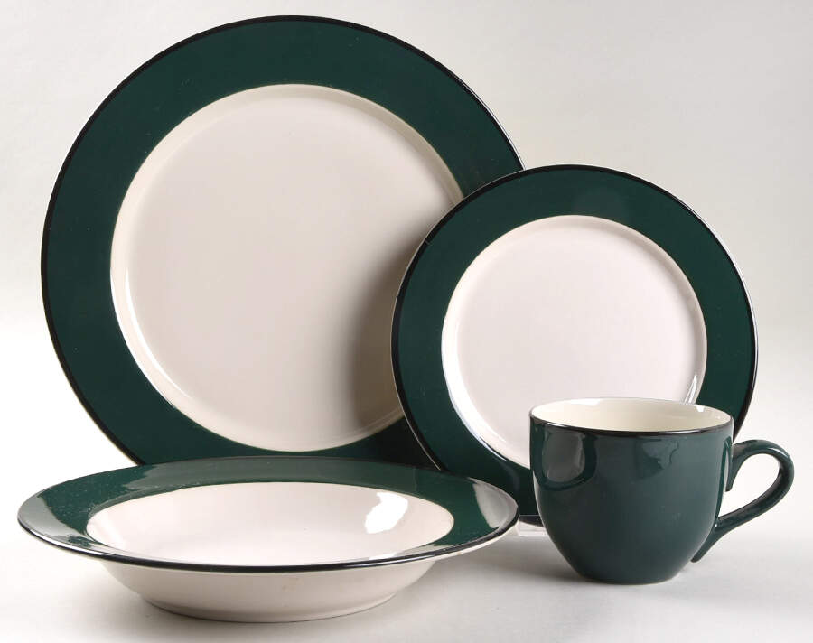 Colors of Celebration 4 Piece Place Setting by International-1