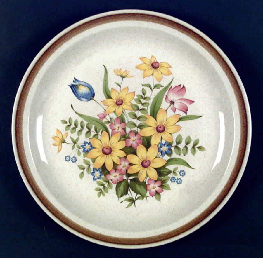 Colette Dinner Plate by International-1