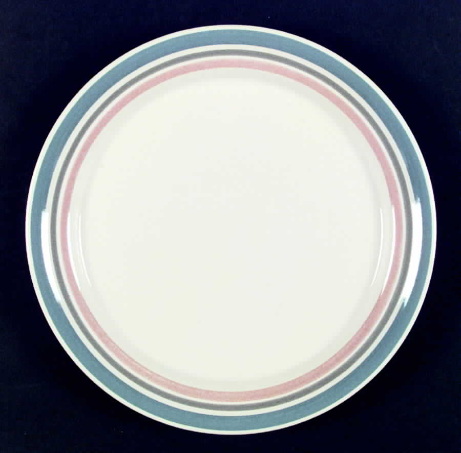 Coronado Dinner Plate by International-1