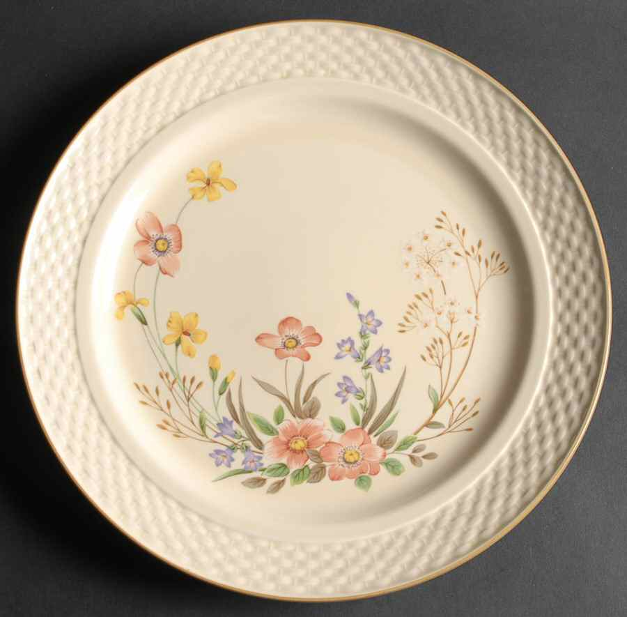 Creme De Chine 12" Chop Plate (Round Platter) by International-1