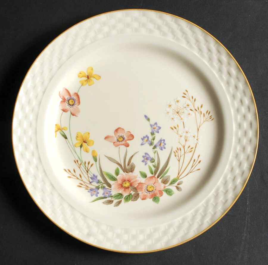 Creme De Chine Salad Plate by International-1