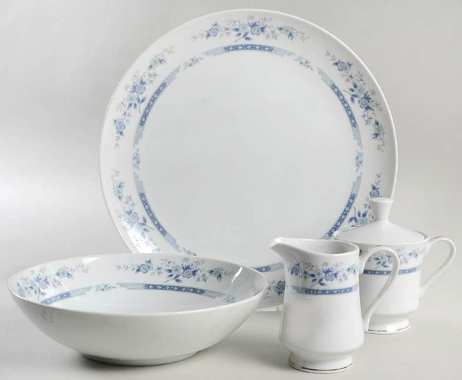 Dawn 5 Piece Hostess Set by International-1