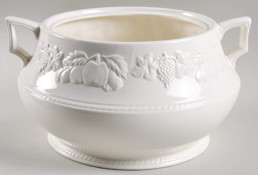 Devonshire Tureen No Lid by International-1