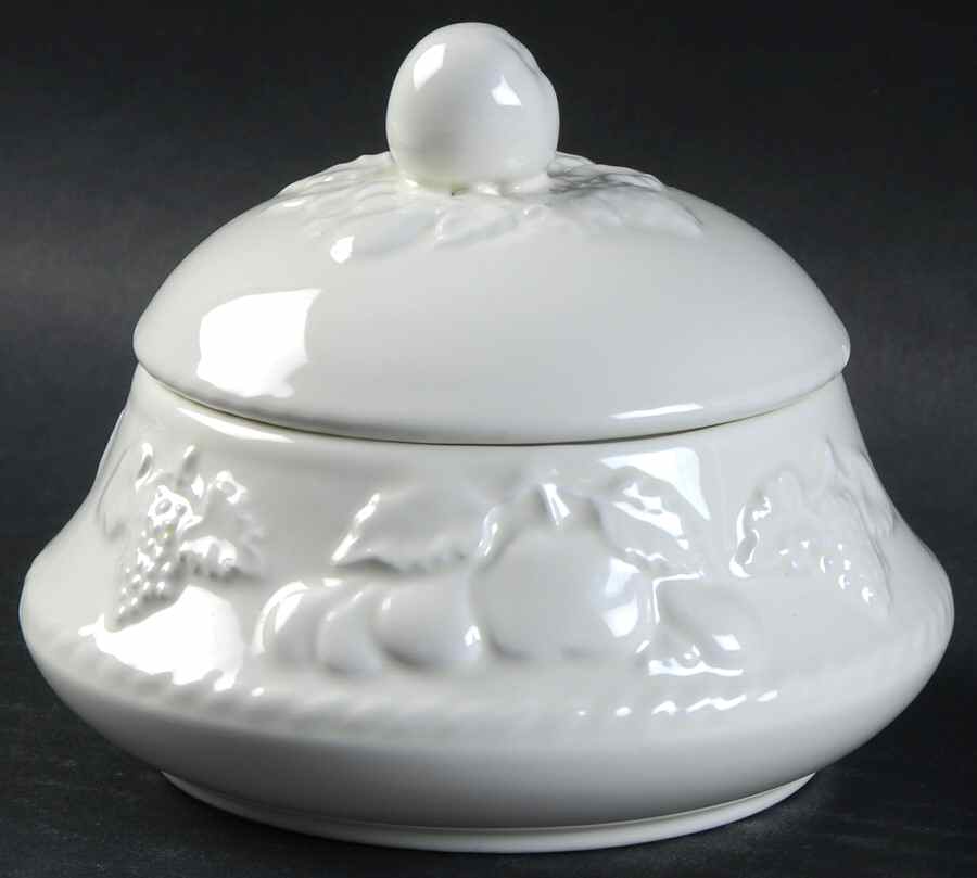 Devonshire Sugar Bowl & Lid by International-1