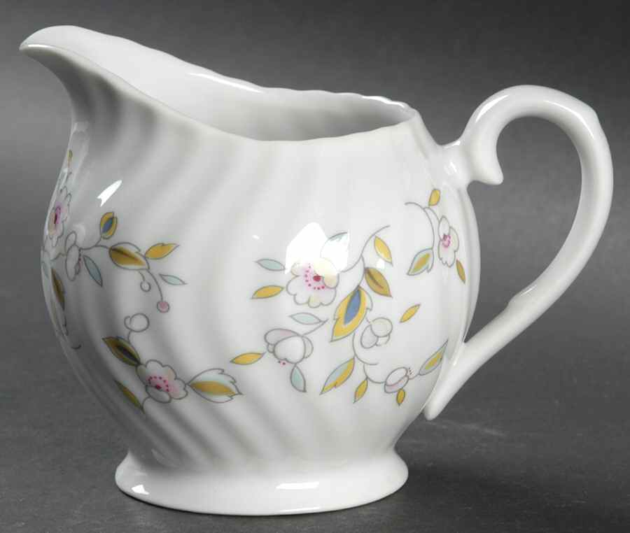 Eden Creamer by International-1