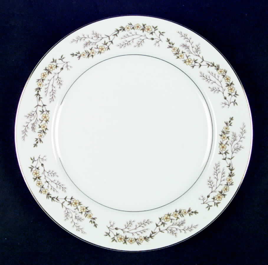Fleurette Dinner Plate by International-1