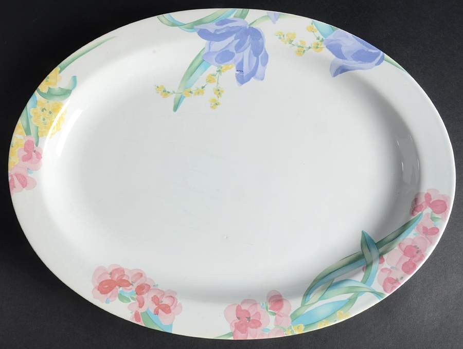 Floradale (China, Taiwan) 14" Oval Serving Platter by International-1