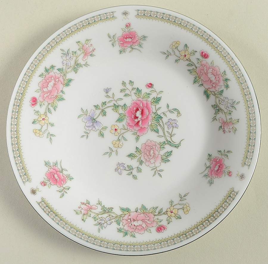 Gardena Salad Plate by International-1
