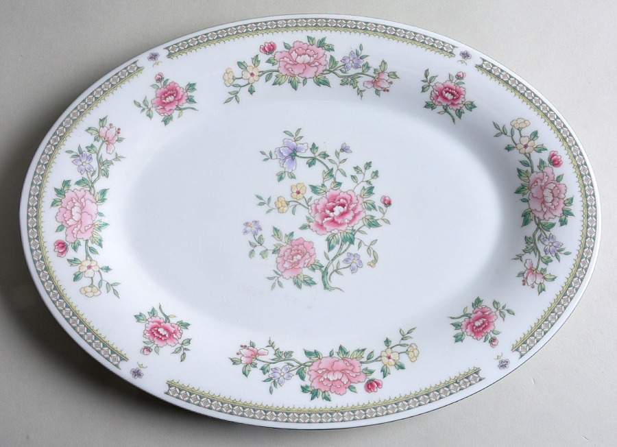 Gardena 14" Oval Serving Platter by International-1