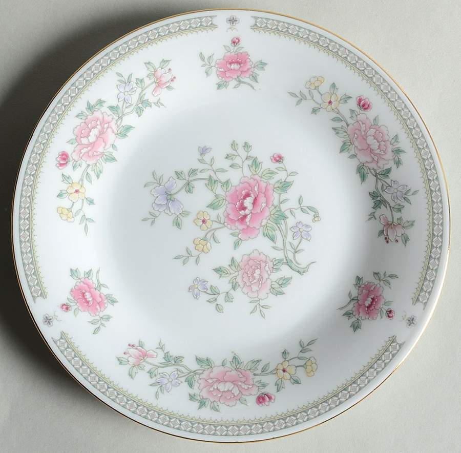 Gardena Salad Plate by International-1