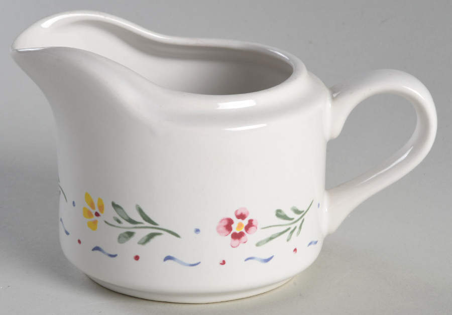 Greta (Rim, No Trim) Creamer by International-1