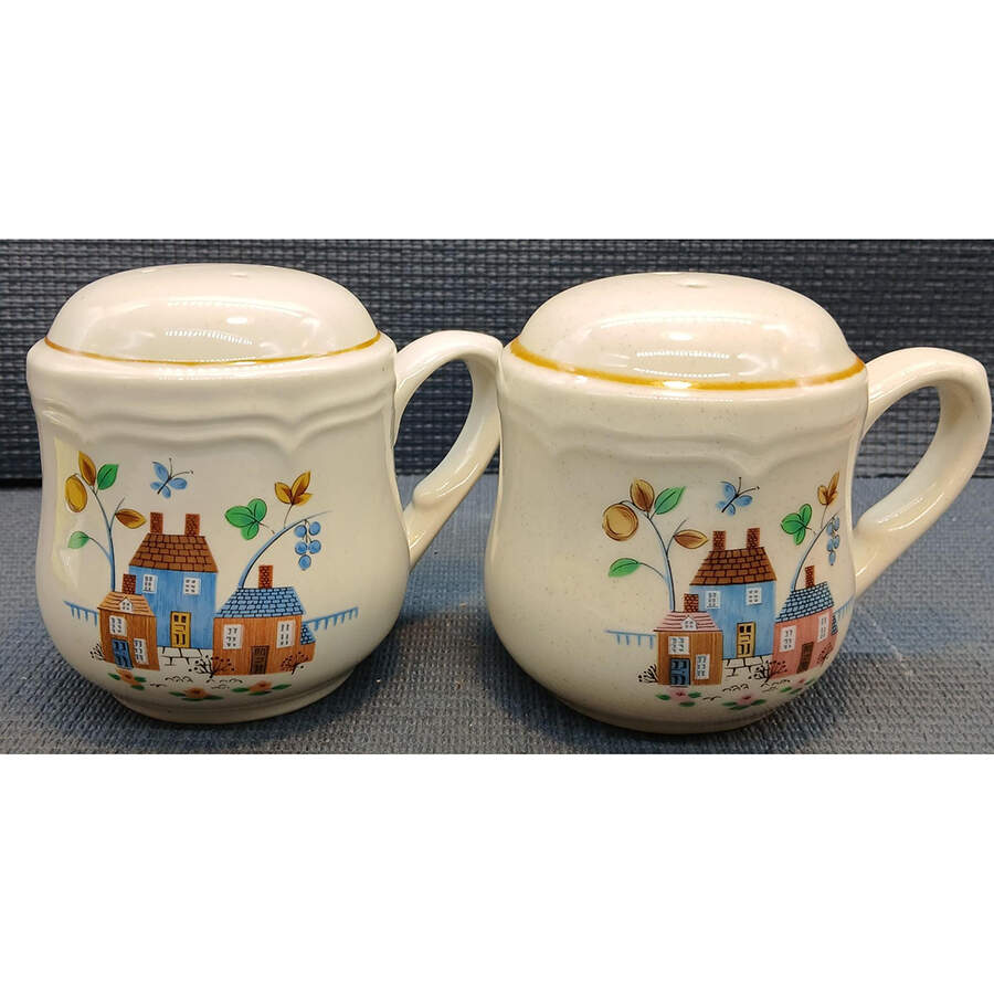 Heartland Salt & Pepper Set by International-1