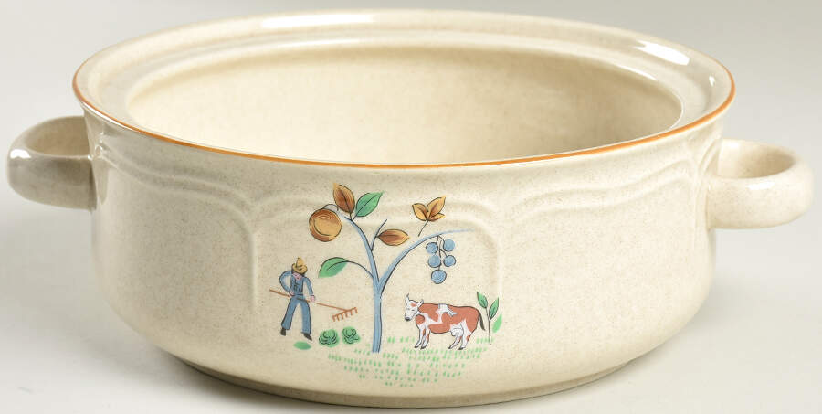 Heartland 1.5 Qt Round Casserole No Lid by International-1