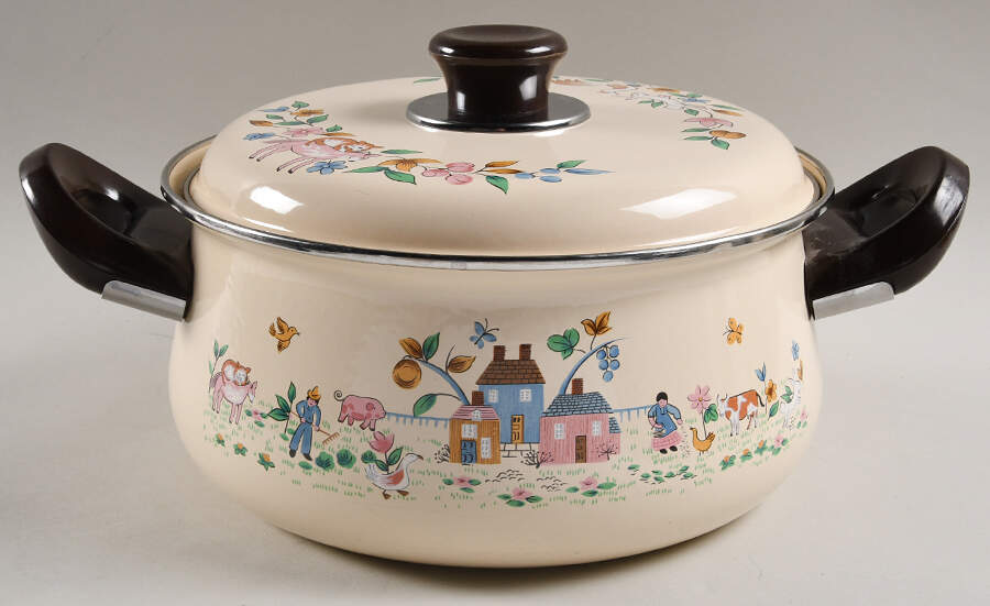 Heartland 4 Quart Metal Covered Casserole by International-1