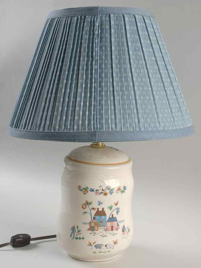 Heartland 14" Electric Lamp & Shade by International-1