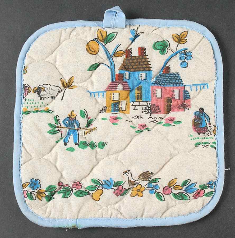 Heartland Cloth Potholder by International-1
