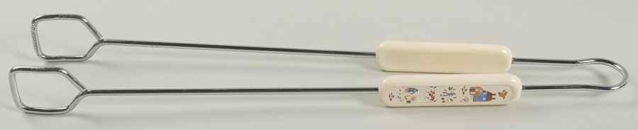 Heartland Barbeque Tongs by International-1