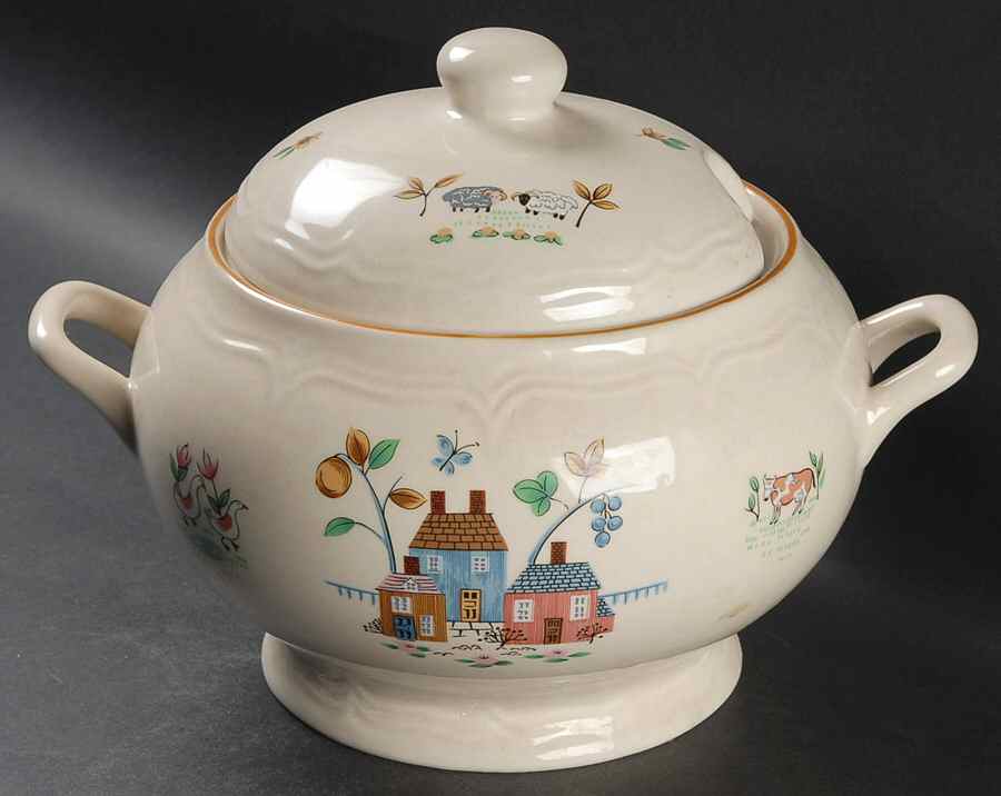 Heartland Tureen &  Lid by International-1