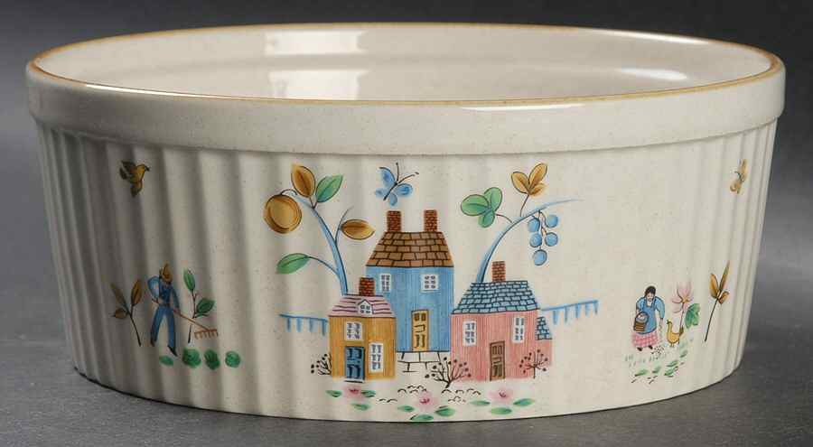 Heartland 8" Souffle by International-1