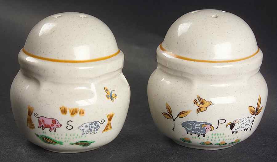 Heartland Salt & Pepper Set by International-1