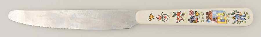 Heartland Small Dinner Knife by International-1