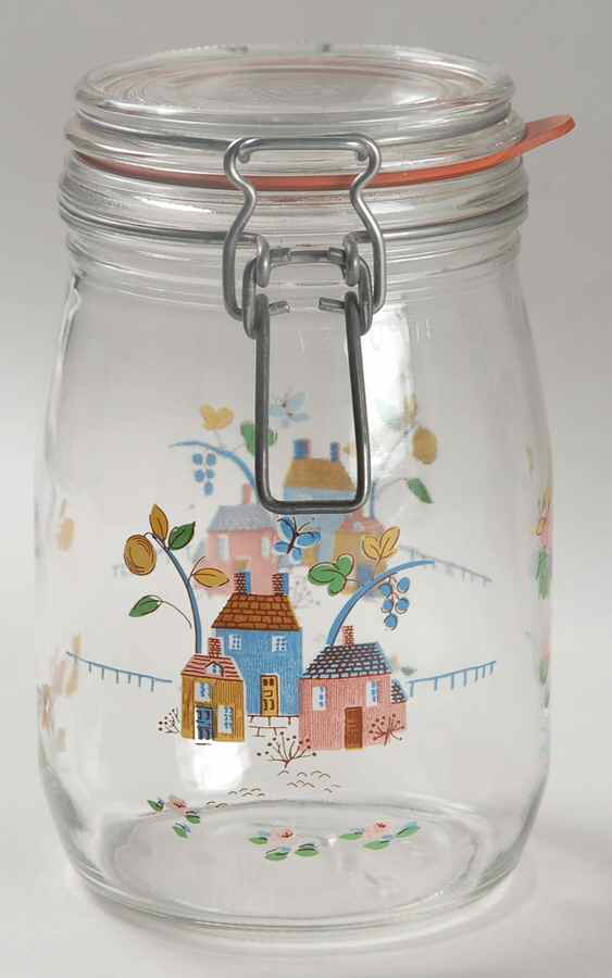 Heartland 7" Glassware Canister with Hinged Lid by International-1