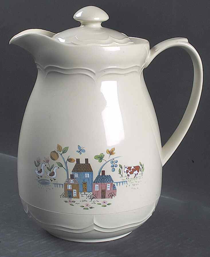 Heartland Plastic Thermos/Carafe & Lid by International-1