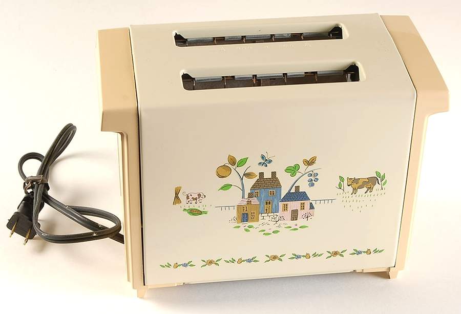 Heartland Electric Toaster by International-1