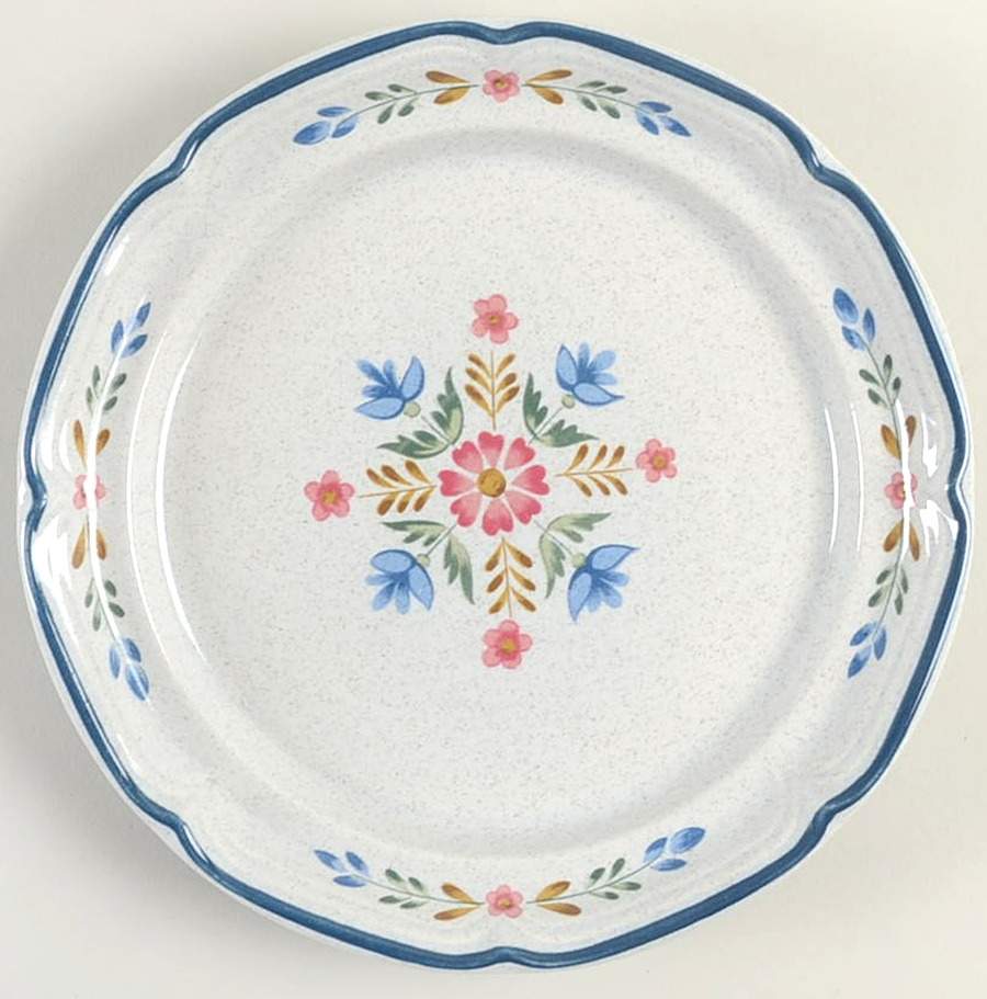 Heritage Salad Plate by International-1