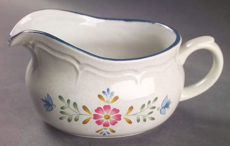 Heritage Gravy Boat by International-1