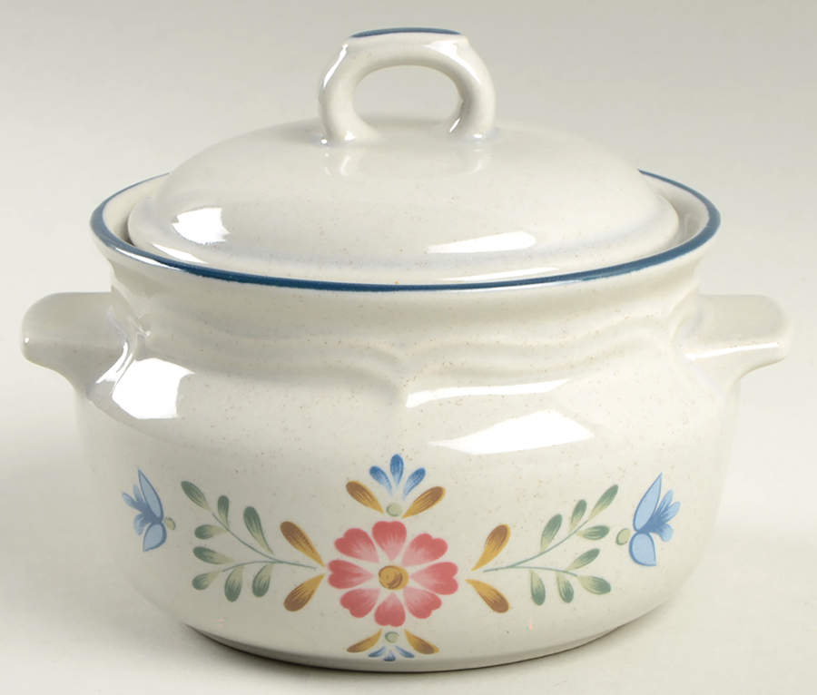 Heritage Individual Casserole & Lid by International-1