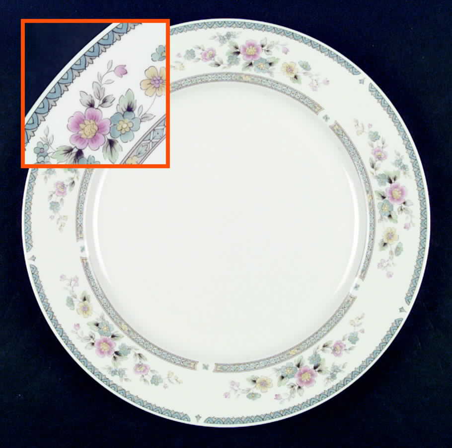 Heritage Dinner Plate by International-1