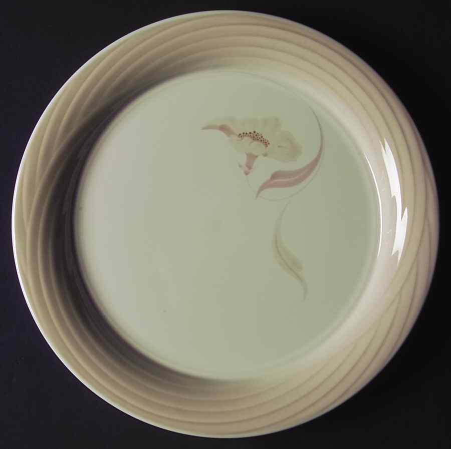 Ivory Lace Dinner Plate by International-1
