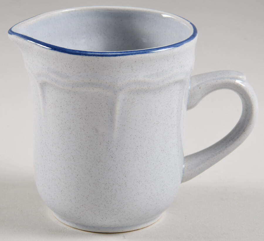 Jennifer Creamer by International-1