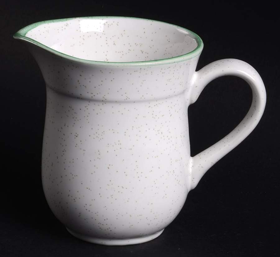 Laurel Creamer by International-1