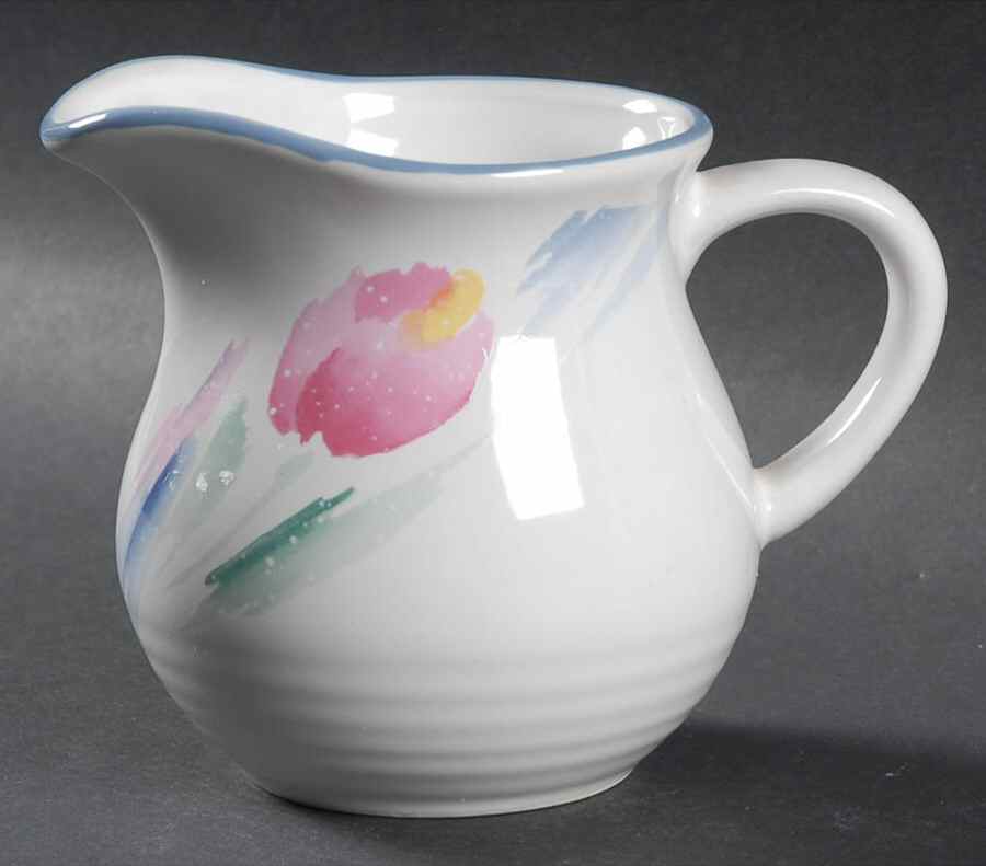 Light Wind Creamer by International-1