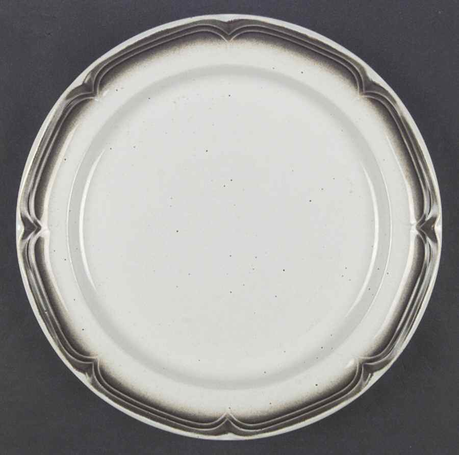 London Dinner Plate by International-1