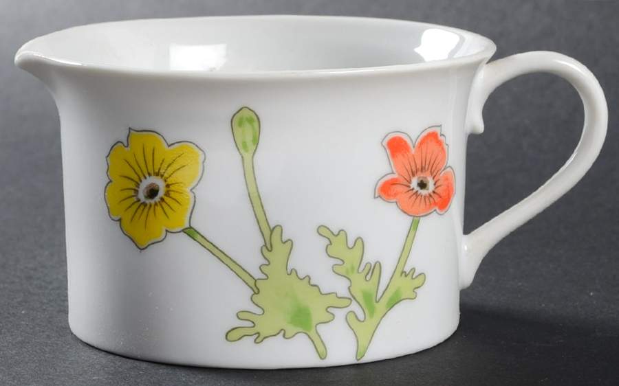 Lyric Creamer by International-1