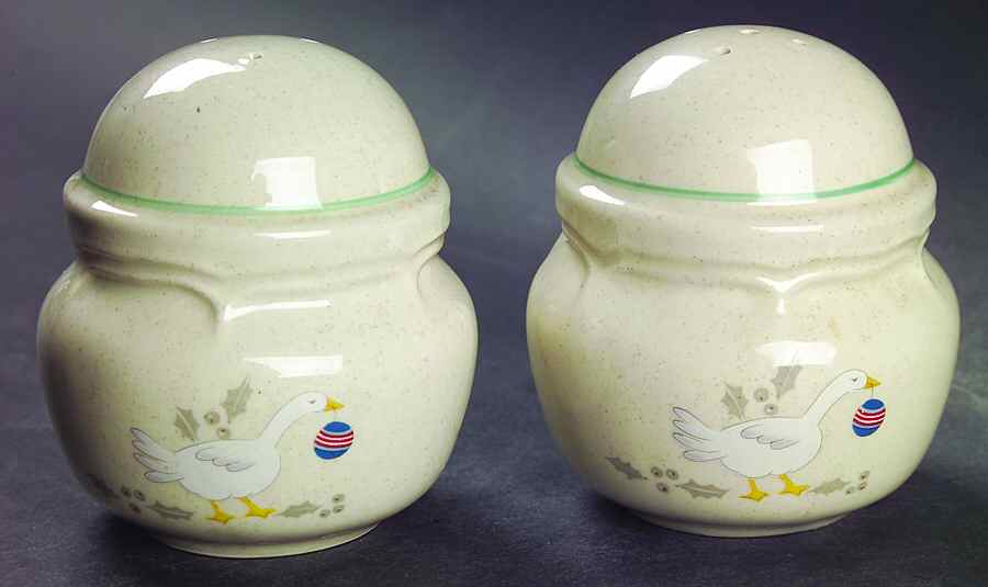 Marmalade Christmas Salt & Pepper Set by International-1