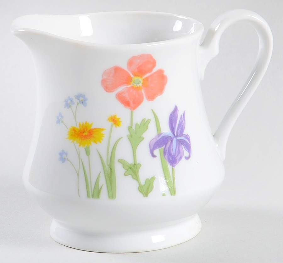Marianne Creamer by International-1